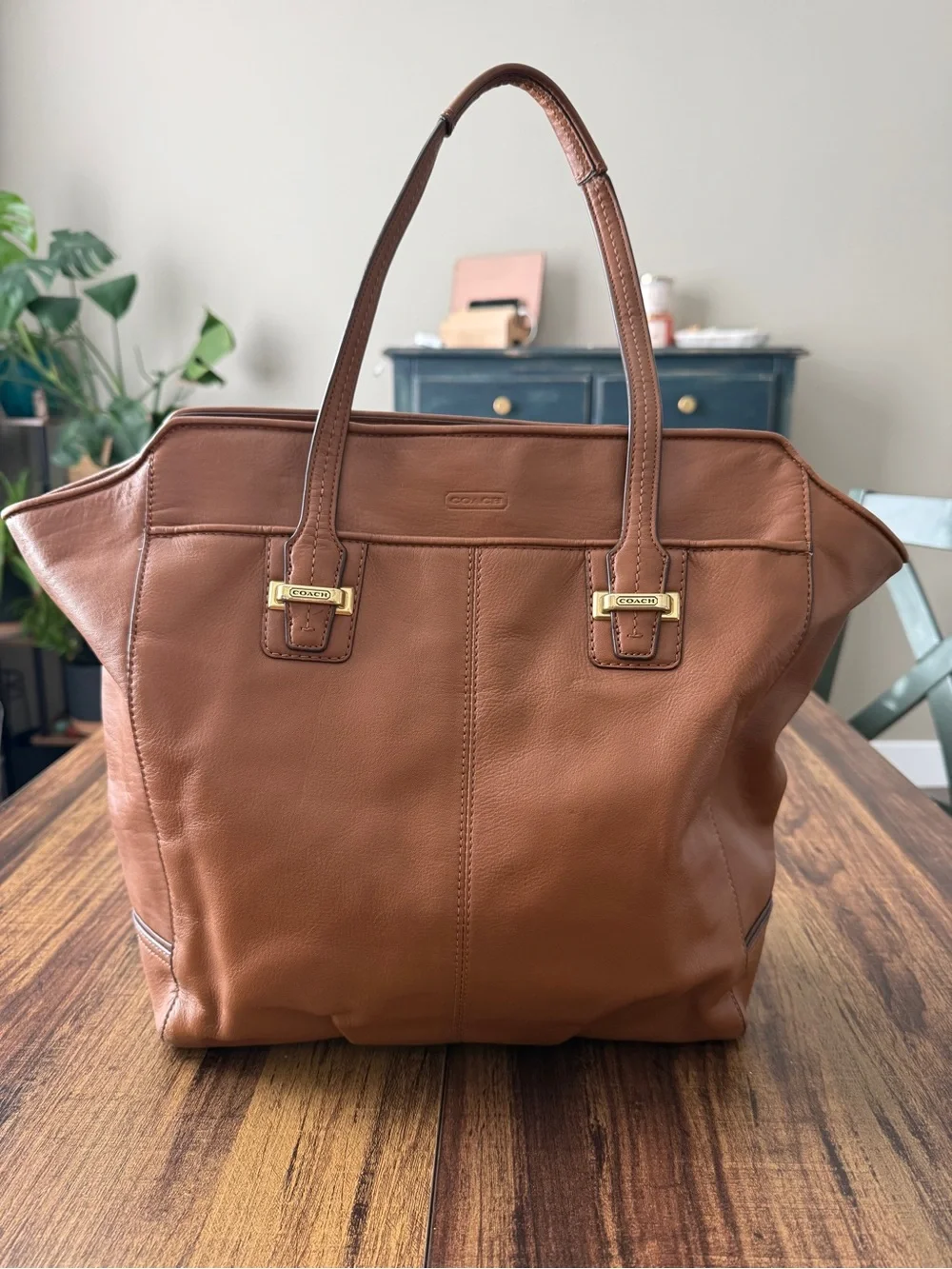 Coach Cognac Leather Tote with Gold Hardware EUC